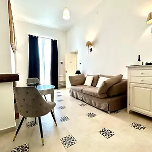 Cavalieri Country 4*, Pula Italien